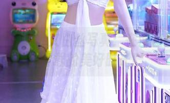 秀人网 – 林文文白丝写真:在网盘里等着被下载的美好时光!