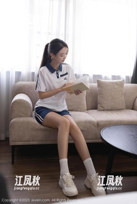 秀人网-糯米nm 秀人网 - 糯米nm的棉袜魅力:图包带你感受软绵绵的幸福!