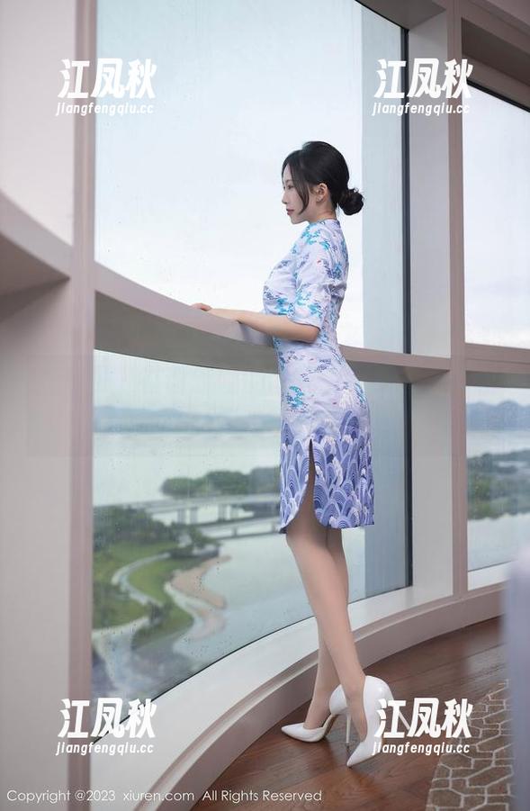 秀人网-谢晚晚 秀人网 - 在谢晚晚的图集中,女王气场强到我想跪下。