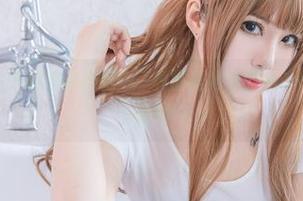 羊大真人的白色樱桃体操服——真的是她穿的吗？作品集和原图来揭秘！