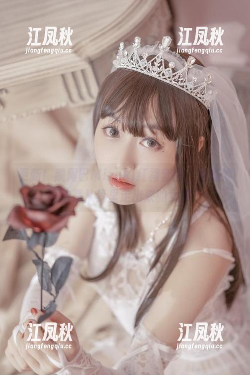 更新！脱尾巴Mizuki红裙套图，难道她真的是从梦里走出来的女孩？