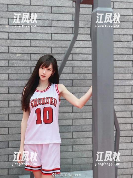 无圣光的日常：腐团儿Ikaros办公室里的套图，细节满满，让人暗自期待！