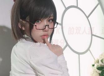 套图精选!“芊川一笑MNK”的双人狐,这拍摄角度我给满分!