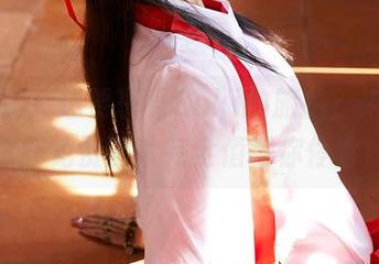 蜜桃社 – 想要享受Suki的旅拍？来吧，这些免费图片完全值得你停留！