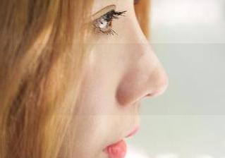 蜜桃社 – 伊琳与她的兔女郎:一探图库中的神秘精选