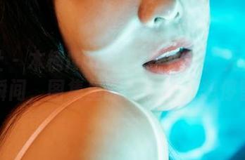 蜜桃社 – 木楠Nan的黑白视角：无圣光的瞬间，图集里的真实让人想停留