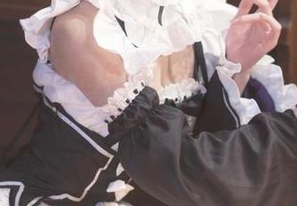 不愧是阿包也是兔娘!这高清礼服合集我竟然看了三遍,真是撑不住了。