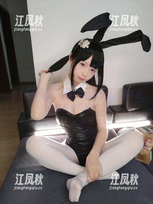 香川澪的美足，套图中的细节让人忍不住想多看几眼！