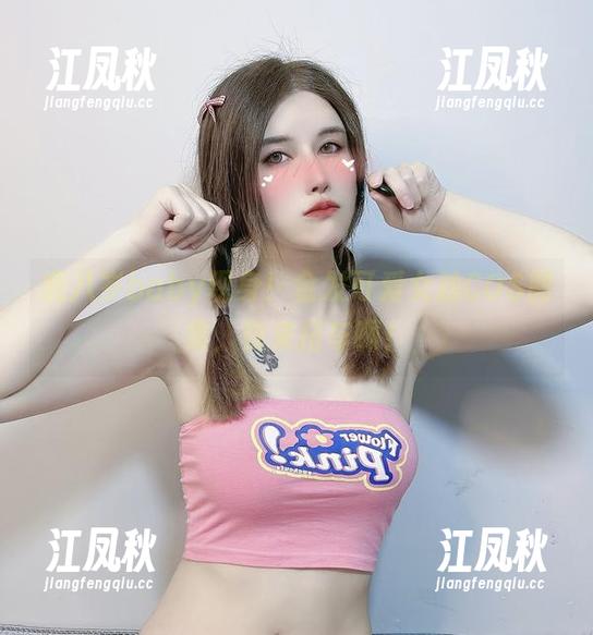 鹿八岁baby 鹿八岁baby现身!金发可爱女孩COS图集,快来搭车啊!