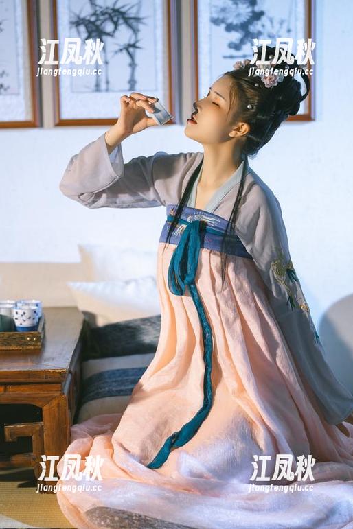 不得不说，“鹿八岁baby”的在线合集，简直是天使降临，心动不已！