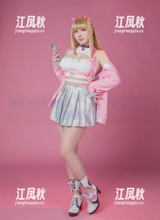 麻花麻花酱 麻花麻花酱的金鹿号分享:这背影,让我心里不禁一紧…
